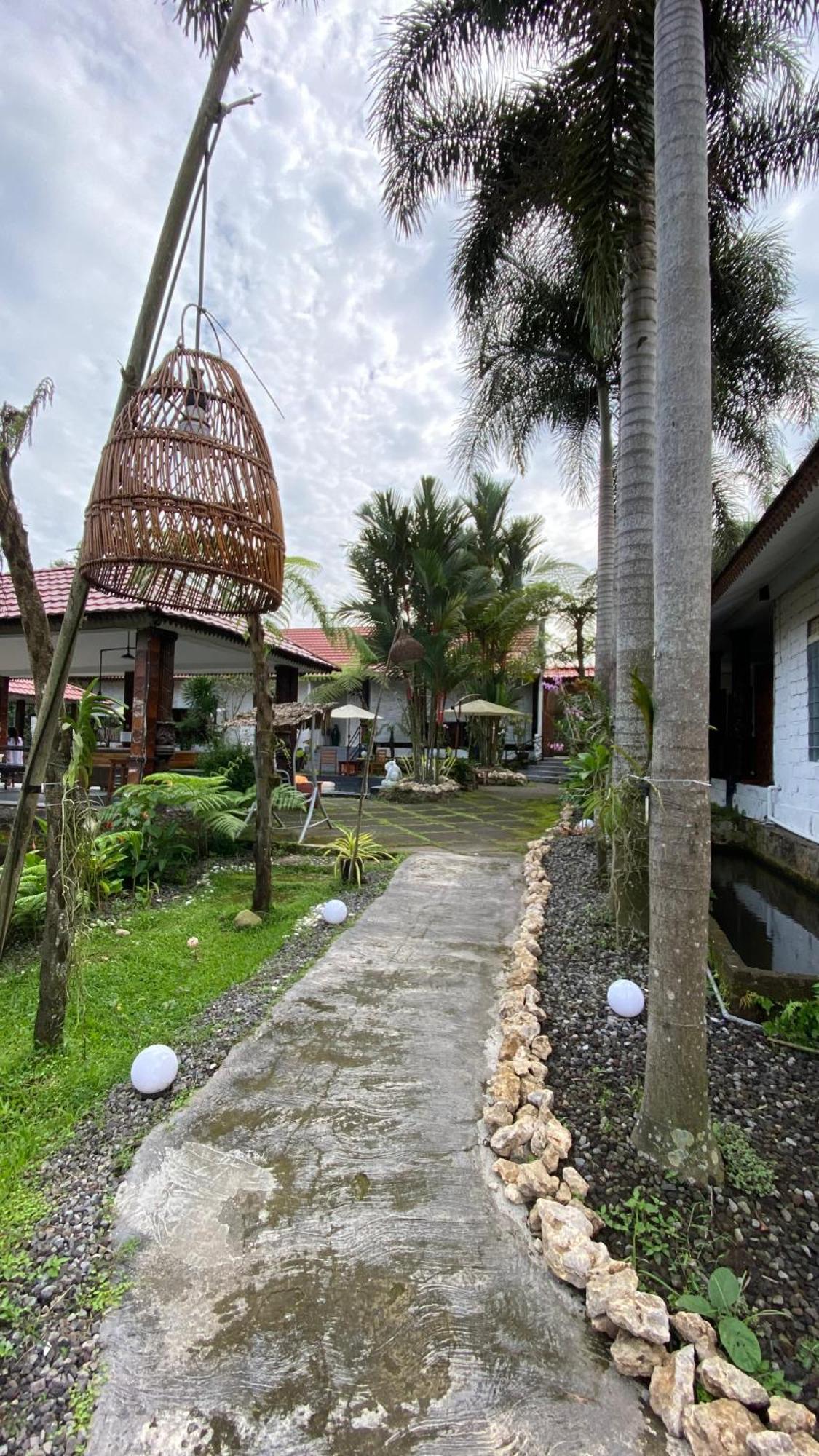 Villa Padi Tjangkringen Exterior foto