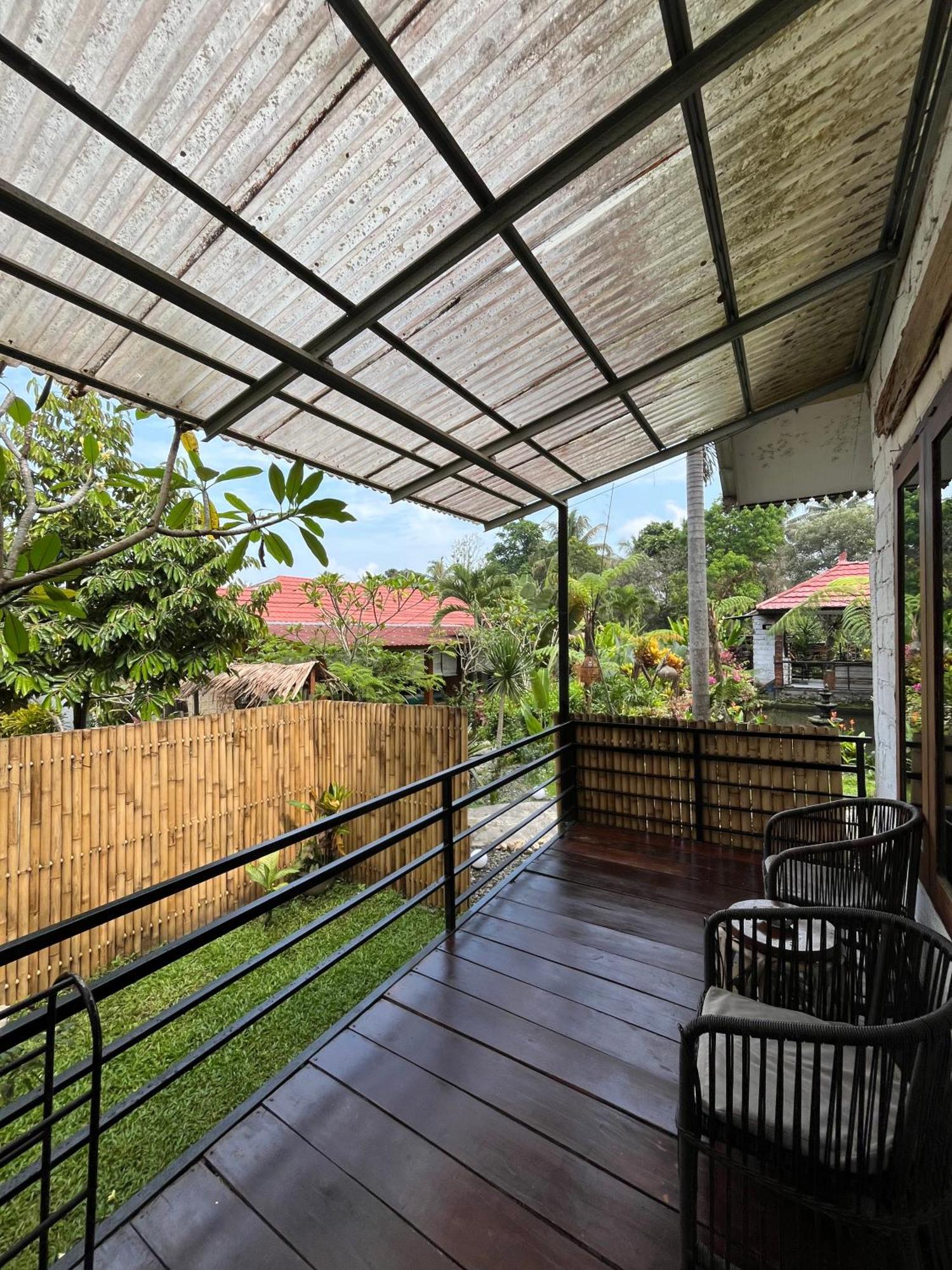 Villa Padi Tjangkringen Exterior foto