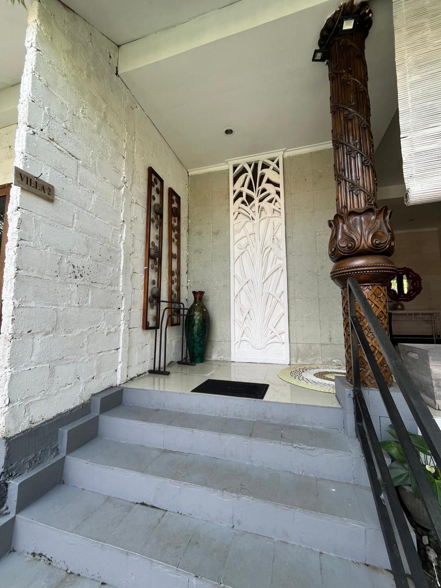 Villa Padi Tjangkringen Exterior foto